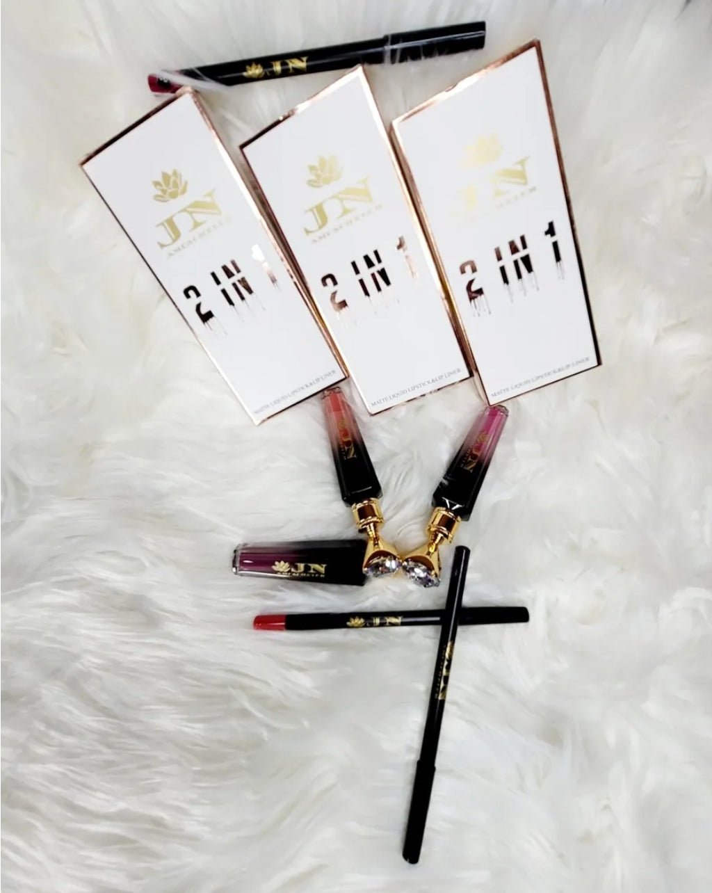 JNA 2 in 1 matte lipstick and lip liner set displayed.