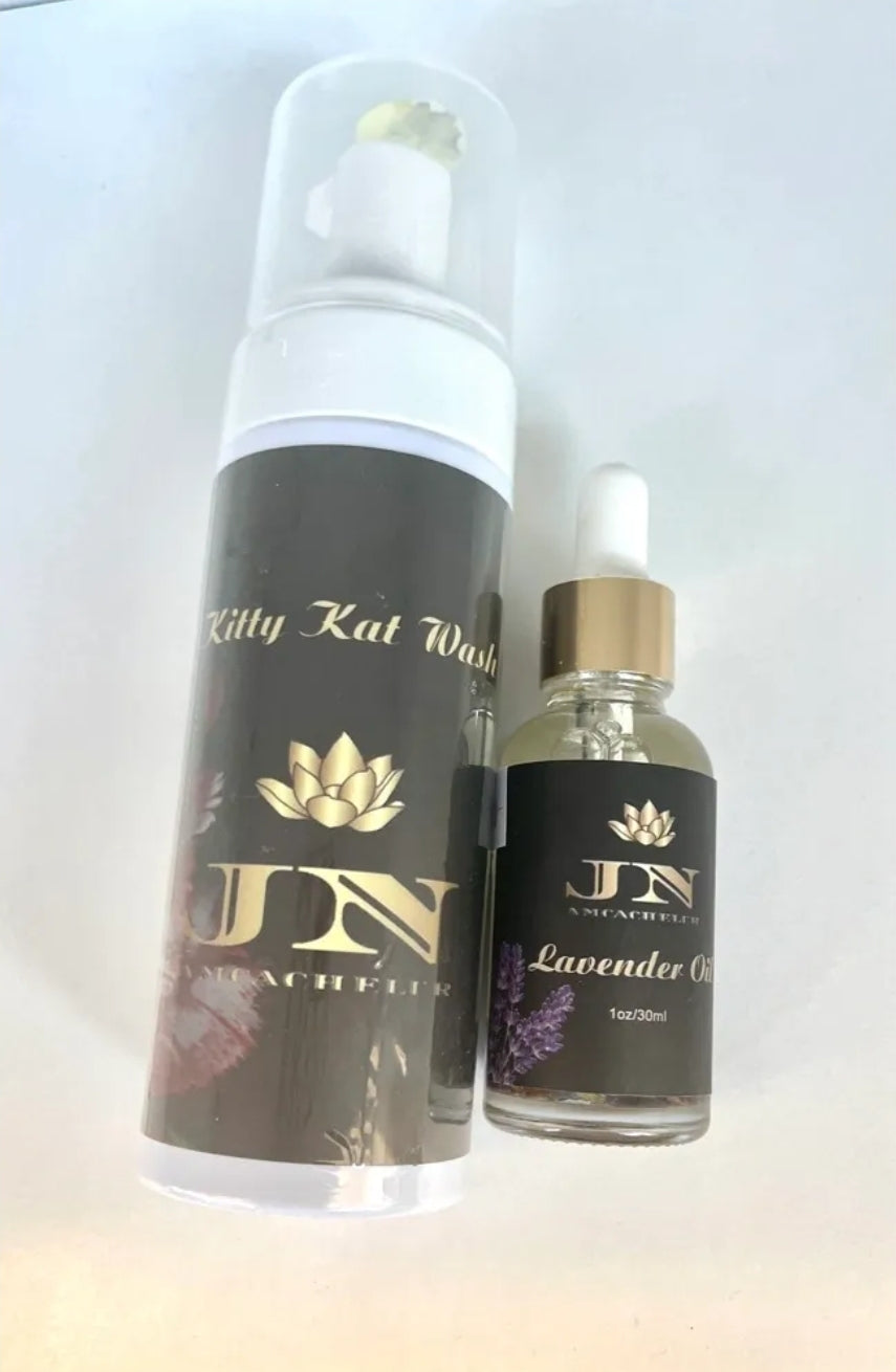 Yoni sets kitty kat Wash and Lavender oil.